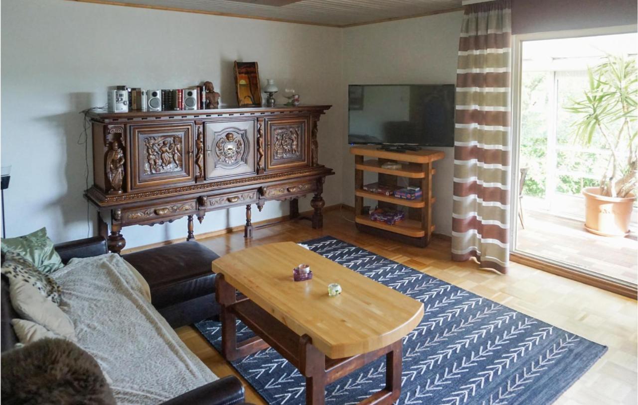 Cozy Apartment In Hinterweidenthal With Sauna Bagian luar foto